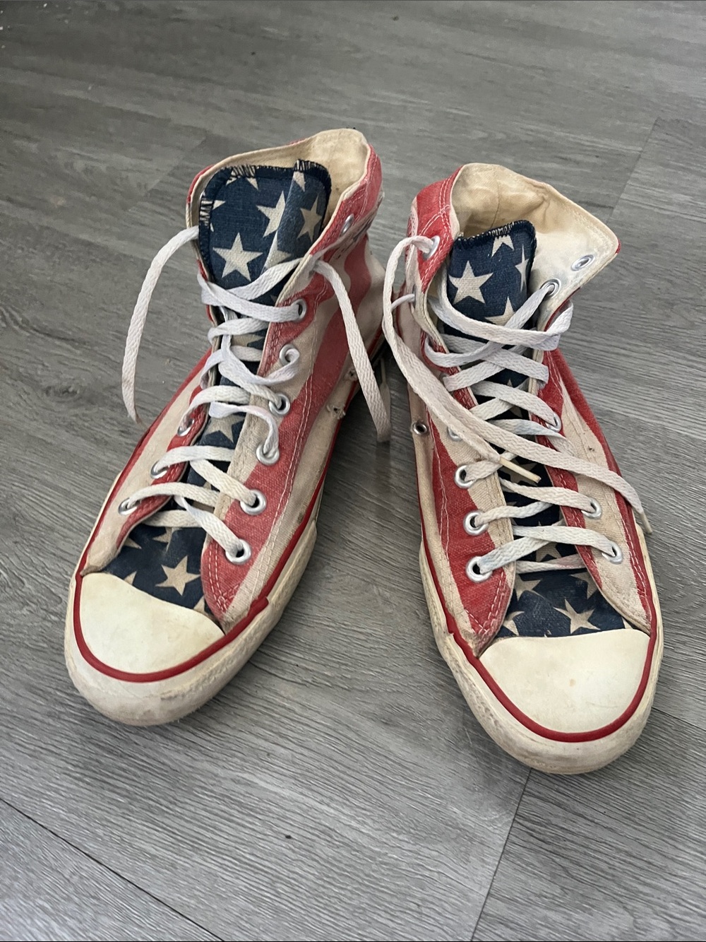 Vintage Stars and Stripes High Top Converse (men’s 9)
